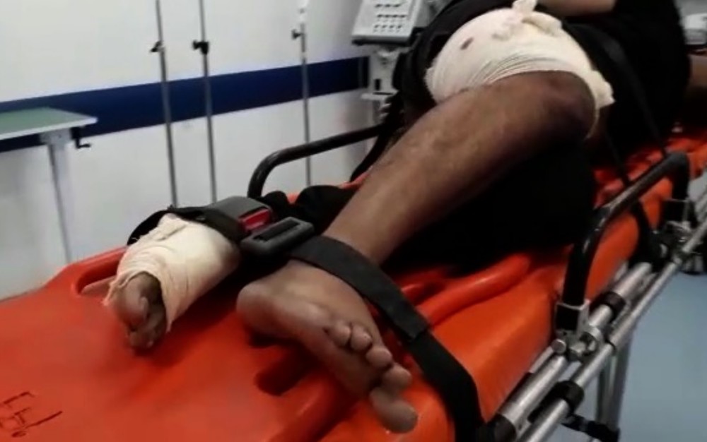 Home era conhecido da vítima. Sem que ele visse ela enviou mensagem de celular a um amigo, que avisou a polícia